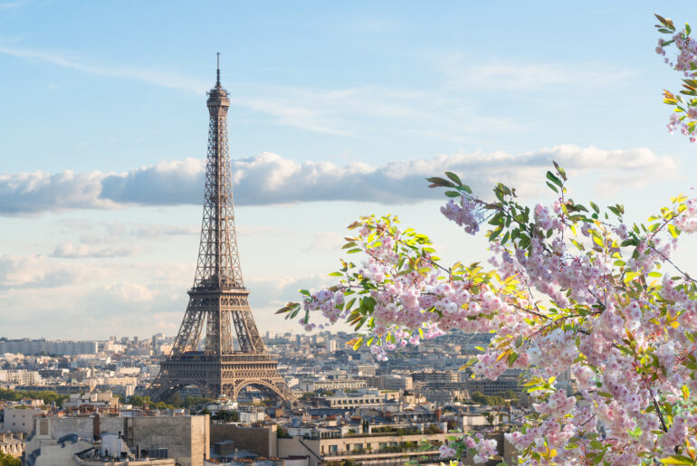 Storbyferie i Paris: 2 nætter på 3* hotel inkl. fly for kun 902 kr. Storbyferie i Paris