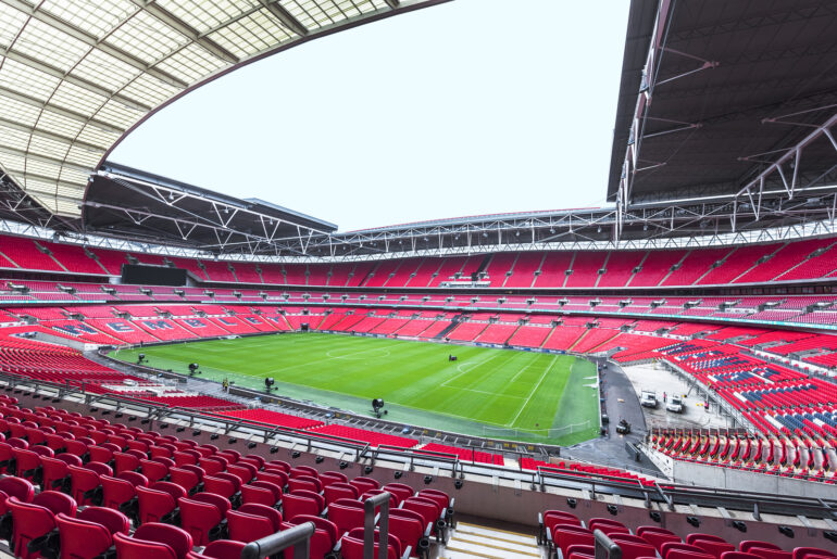 Den vildeste fodboldrejse: 3 kampe i London inkl. fly, hotel og kampbilletter for 3824 kr. Fodbold i London