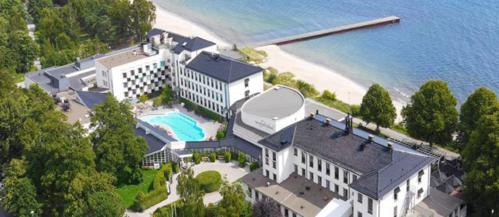 Romantisk spaophold i Sverige: 2 dage på Ystad Saltsjöbad inkl. morgenmad og adgang til spa for kun 666 kr.